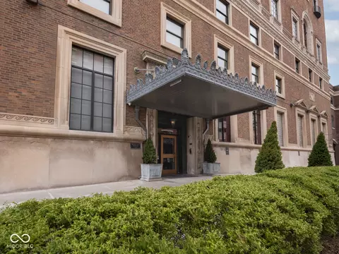 350 N Meridian #303, Indianapolis, IN 46204