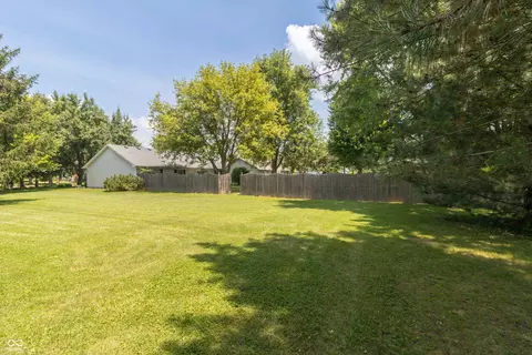 Exterior - 101 Canterbury Rd, Pendleton, IN 46064 photo 5 of 11