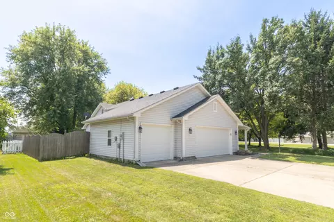 Exterior - 101 Canterbury Rd, Pendleton, IN 46064 photo 10 of 11