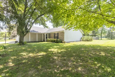 Exterior - 101 Canterbury Rd, Pendleton, IN 46064 photo 4 of 11