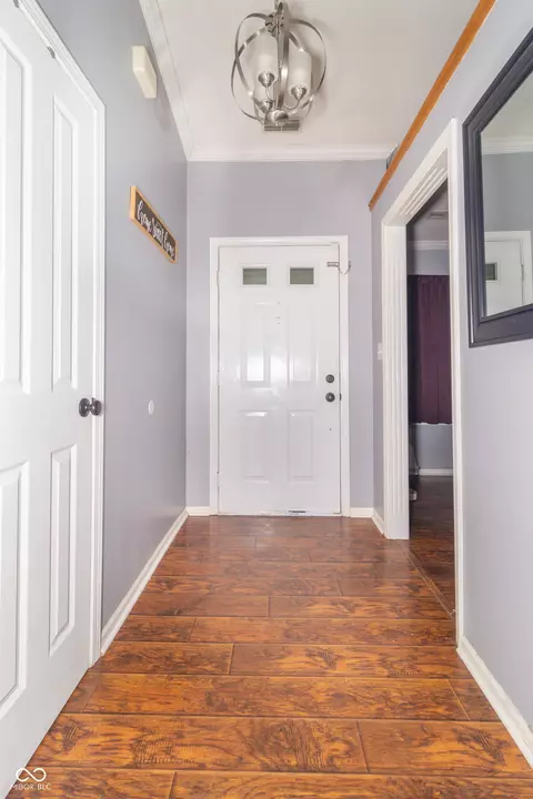 Entry Way - 101 Canterbury Rd, Pendleton, IN 46064 photo 1 of 1