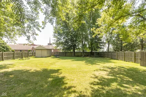 Exterior - 101 Canterbury Rd, Pendleton, IN 46064 photo 6 of 11