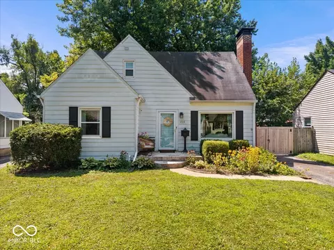 2515 E 58th St, Indianapolis, IN 46220