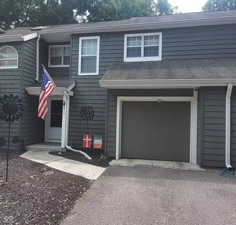 7811 Harbour Isle #42, Indianapolis, IN 46240