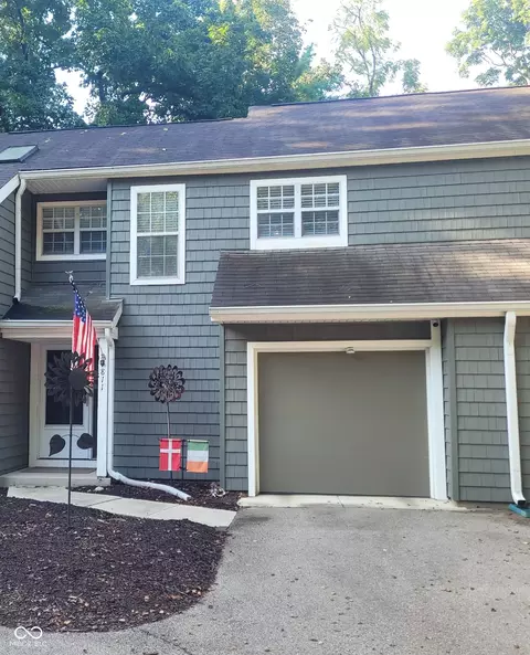 7811 Harbour Isle #42, Indianapolis, IN 46240