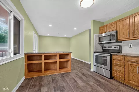 Kitchen - 1504 Sheri Cir, Plainfield, IN 46168 photo 6 of 6