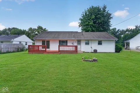 Exterior - 1504 Sheri Cir, Plainfield, IN 46168 photo 5 of 7
