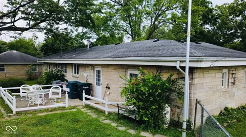 Exterior - 415 E 28th St, Muncie, IN 47302 photo 2 of 4