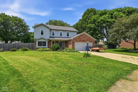 245 Whispering Willow Ct, Noblesville, IN 46060