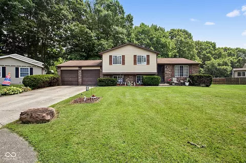 8815 Gumwood Ct, Indianapolis, IN 46234