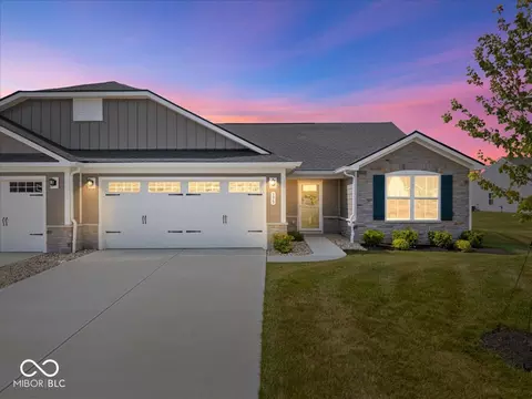 175 Jones Ct, Whiteland, IN 46184