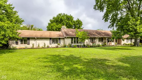 6260 E Avalon Lane East Dr, Indianapolis, IN 46220