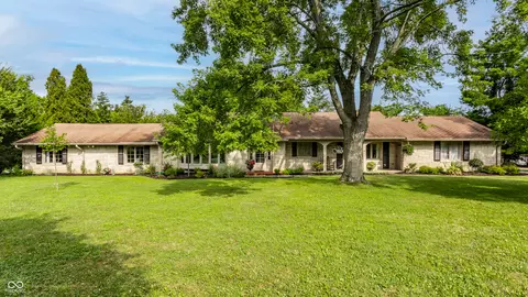 6260 E Avalon Lane East Dr, Indianapolis, IN 46220