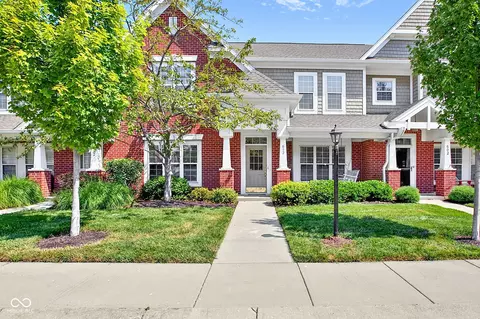 612 Rockport Pl, Westfield, IN 46074