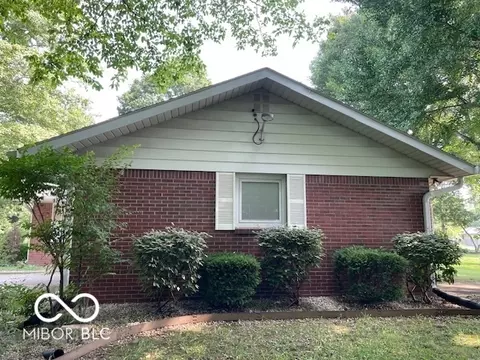 1435 Stanley Rd, Plainfield, IN 46168 photo 3