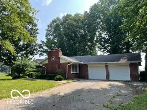 1435 Stanley Rd, Plainfield, IN 46168
