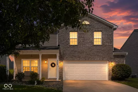 3158 Monterey Dr, Whiteland, IN 46184