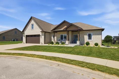 3522 Castlerock Ct, Seymour, IN 47274
