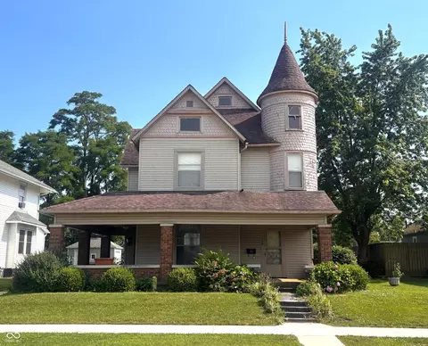 406 E South St, Winchester, IN 47394