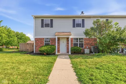 6025 Wingedfoot Ct, Indianapolis, IN 46254