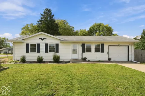 321 Vicksburg Ln, West Lafayette, IN 47906