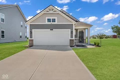 2339 William Garrett Way, Shelbyville, IN 46176
