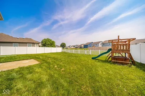Exterior - 1685 Fair Weather Dr, Pendleton, IN 46064 photo 8 of 13