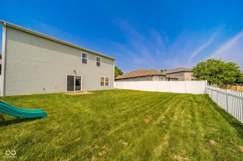 Exterior - 1685 Fair Weather Dr, Pendleton, IN 46064 photo 6 of 13
