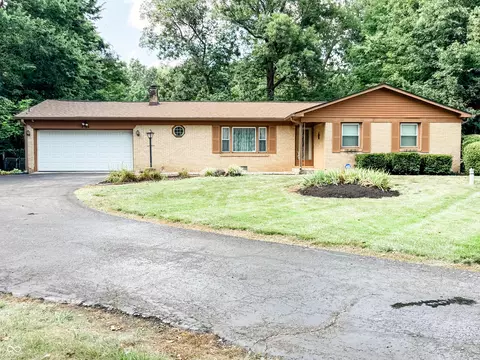 8904 Camby Rd, Camby, IN 46113