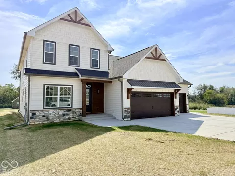 13 Pine Hills Ct, Crawfordsville, IN 47933