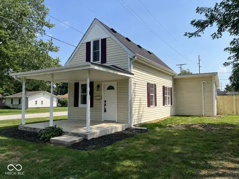1933 S M St, Elwood, IN 46036