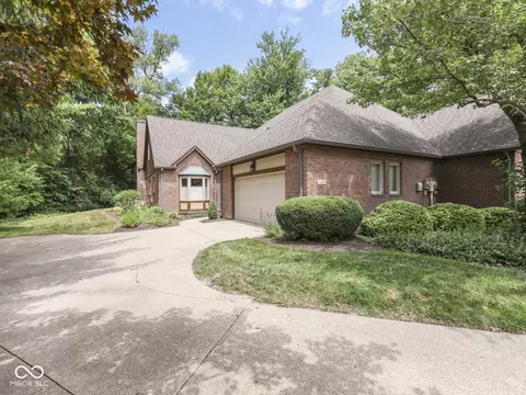 2064 Oldfields Circle North Dr, Indianapolis, IN 46228