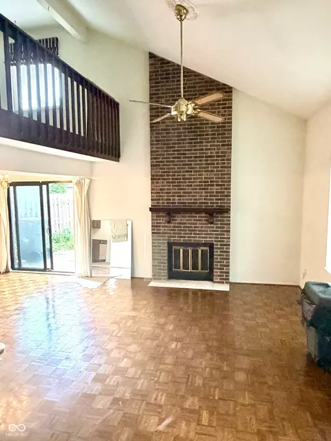 Living - 312 E 7th St, Indianapolis, IN 46202 photo 1 of 2