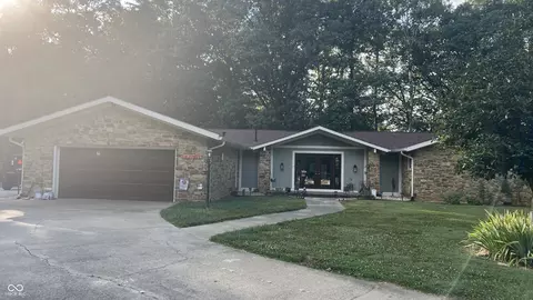 130 Anderson Pl, Martinsville, IN 46151