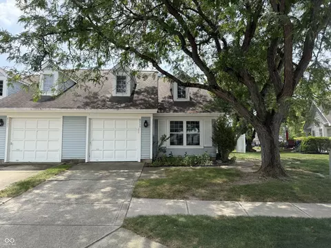 8117 Crook Dr N, Indianapolis, IN 46256