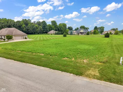 6076 Bluegrass Rd, Kokomo, IN 46901