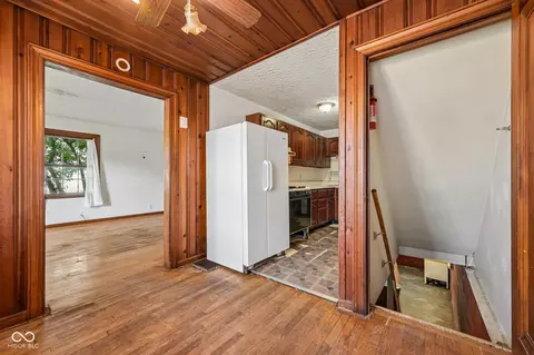 Entry Way - 308 E 38th St, Anderson, IN 46013 photo 1 of 1