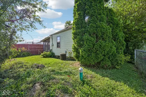 Exterior - 308 E 38th St, Anderson, IN 46013 photo 6 of 8