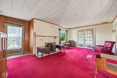 Living - 327 E 37th St, Anderson, IN 46013 photo 2 of 2