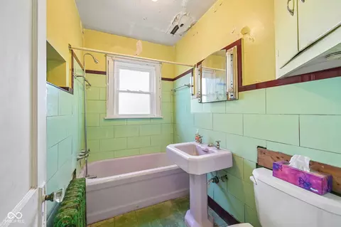 Bath - 327 E 37th St, Anderson, IN 46013 photo 1 of 2
