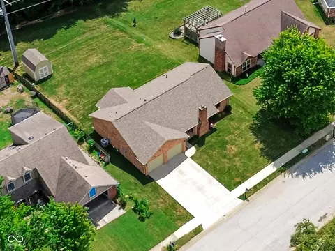 View/Area - 943 Johnathan, Plainfield, IN 46168 photo 2 of 2