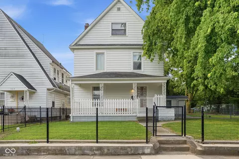 409 W 7th St, Anderson, IN 46016