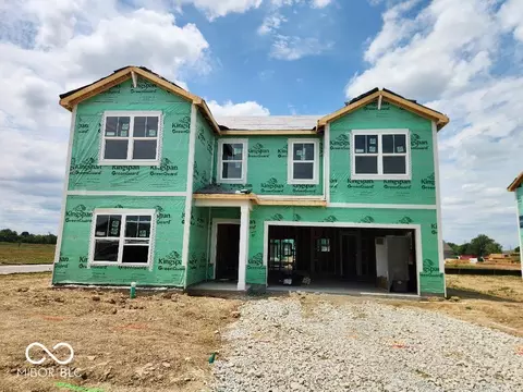 5550 Flat Hill Dr, Indianapolis, IN 46239