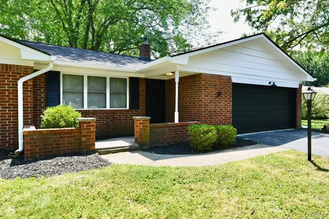 29 Parkwood Dr, Brownsburg, IN 46112