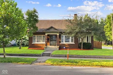 905 Maple, Terre Haute, IN 47804