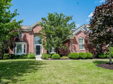 9310 Windrift Way, Zionsville, IN 46077
