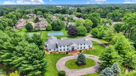 27 Forrests Edge Ct, Indianapolis, IN 46227