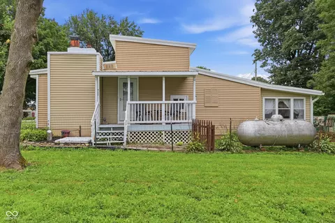 67 Miami Dr, Noblesville, IN 46062
