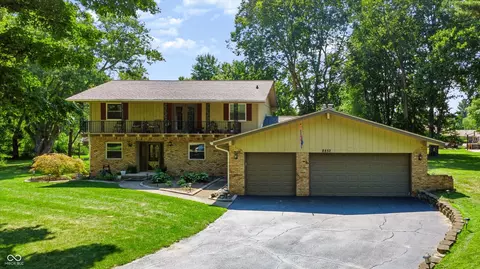 8852 Ridge Hill Dr, Indianapolis, IN 46217