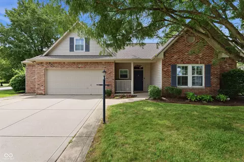 8123 Little Circle Rd, Noblesville, IN 46060